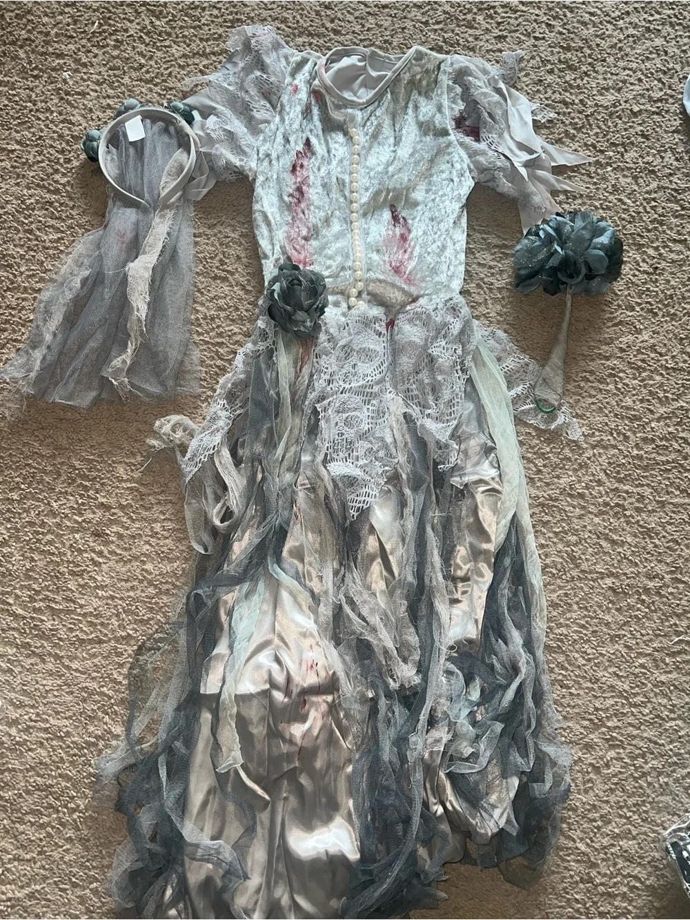Spirit Zombie Bride Costume youth med 8-10 in White and Gray - Picture 3 of 3